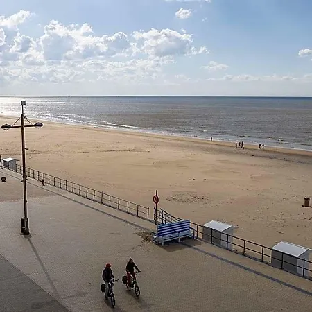 With Sea View And Shared Pool Apartment